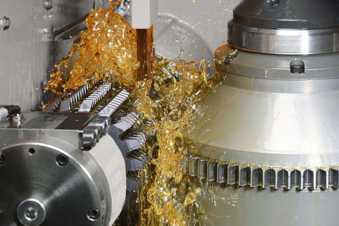 Gear hobbing